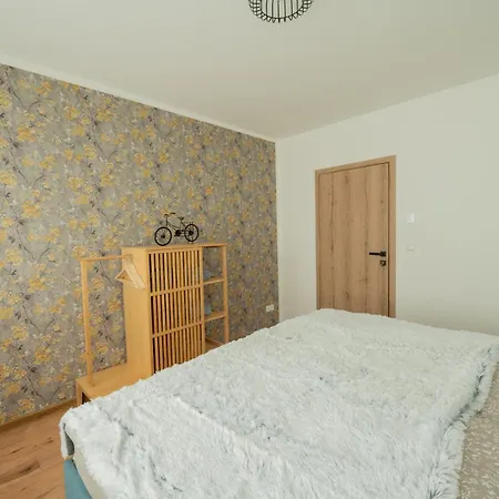 Center Korzo 2 * Bihać